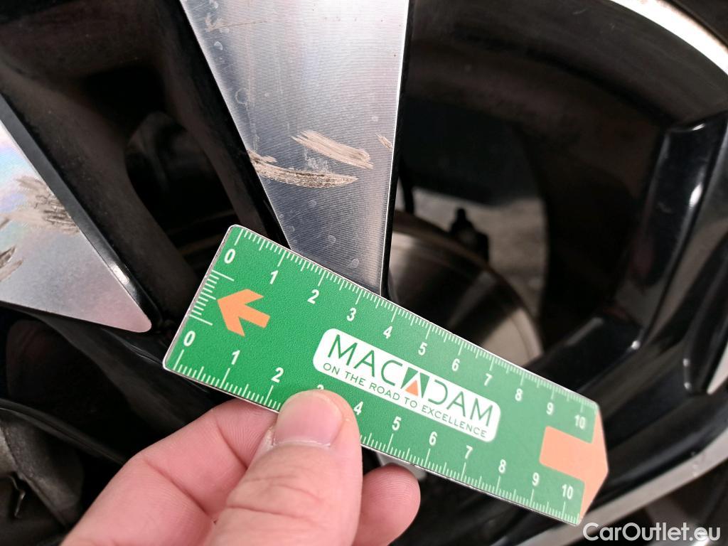  Peugeot  2008 PEUGEOT  / 2019 / 5P / Crossover 1.2 PT 130 S&S GT Line #7