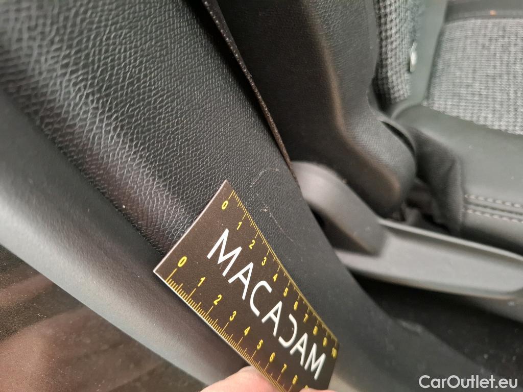  Peugeot  5008  Allure Business 1.5 HDi 130CV BVA8 E6dT #40