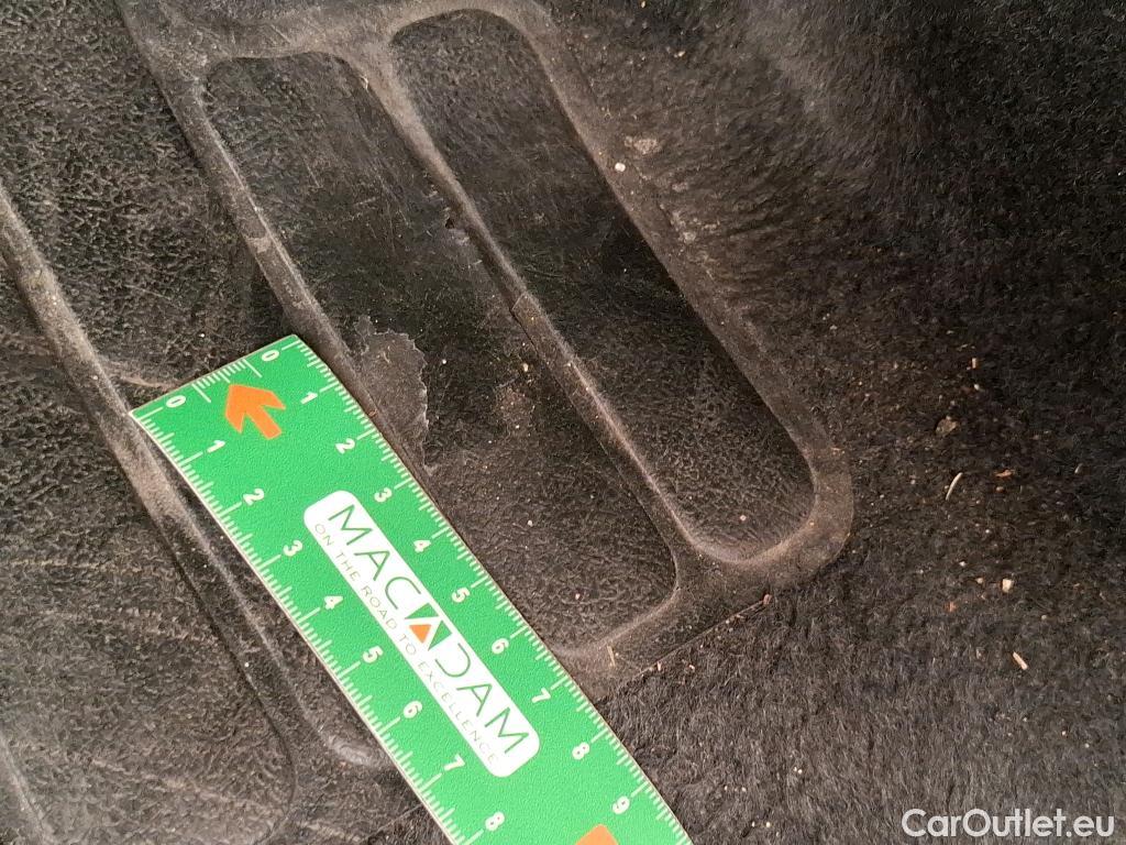  Nissan  Micra NISSAN  / 2016 / 5P / Berline IG-T 100 Business Edition / VO RECONDITIONNE - PHOTOS AVANT RECONDITIONNEMENT #6