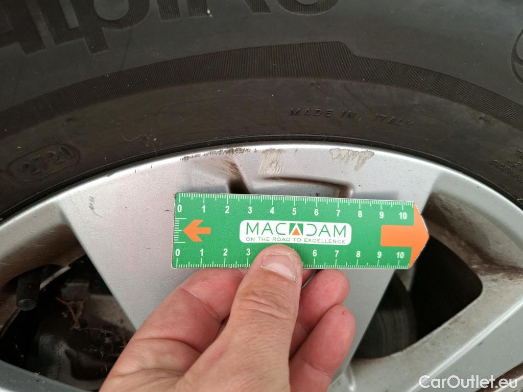  Peugeot  3008  Active Business 1.5 HDi 130CV BVA8 E6d #9