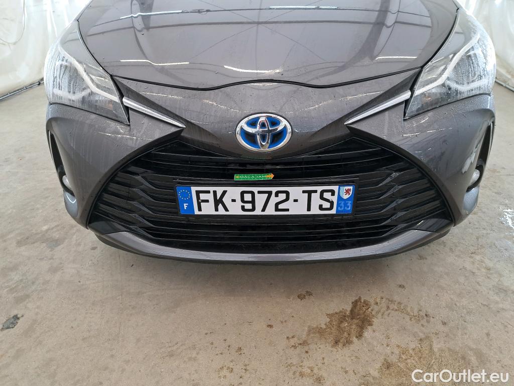  Toyota  Yaris TOYOTA  Hybride / 2017 / 5P / Berline 1.5 VVT-I HYBRID France Business #1