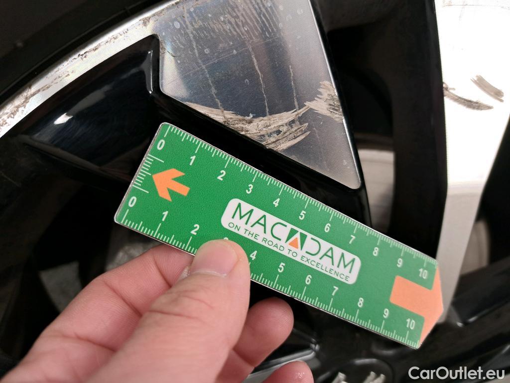  Peugeot  2008 PEUGEOT  / 2019 / 5P / Crossover 1.2 PT 130 S&S GT Line #6