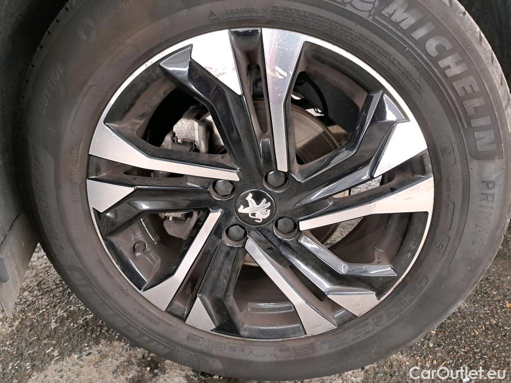  Peugeot  2008 PEUGEOT  / 2019 / 5P / Crossover 1.2 PT 130 S&S GT Line #5