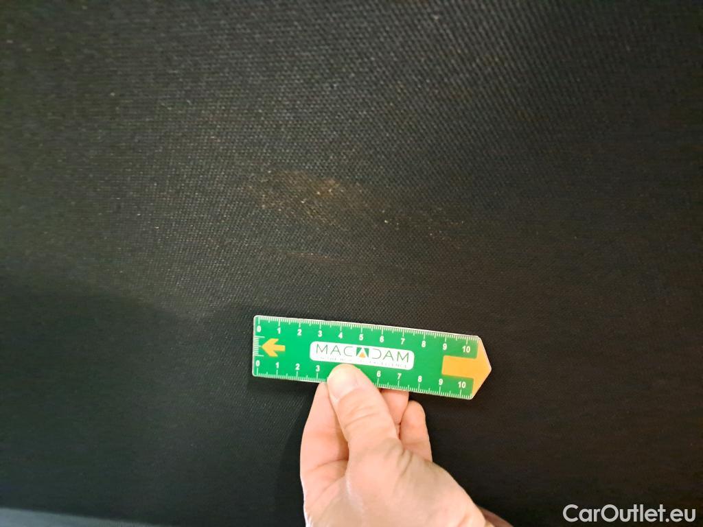  Peugeot  2008 PEUGEOT  / 2019 / 5P / Crossover 1.2 PT 130 S&S GT Line #18