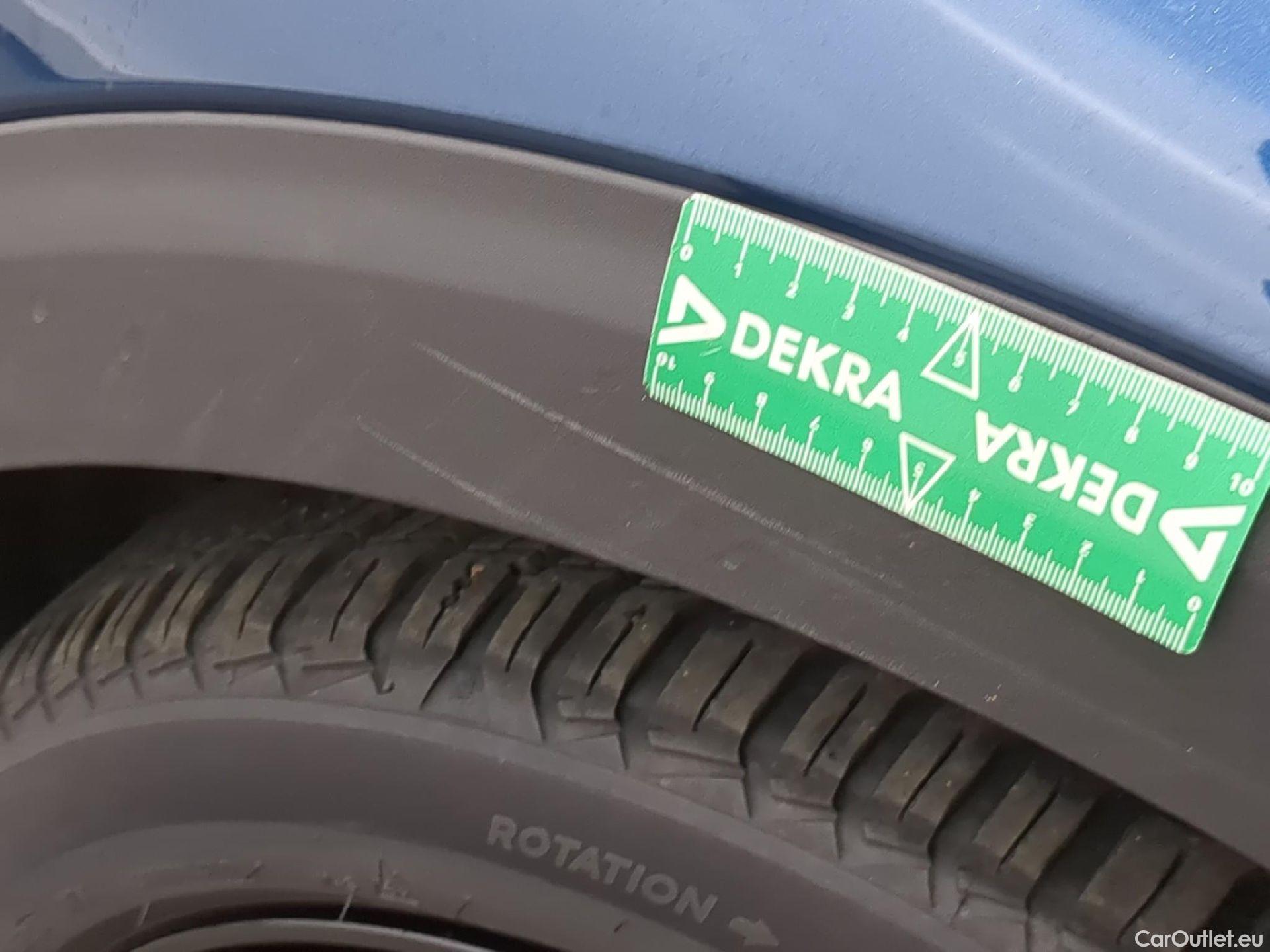  Peugeot  3008  II GT 1.2 PureTech 130CV BVA8 E6d #10