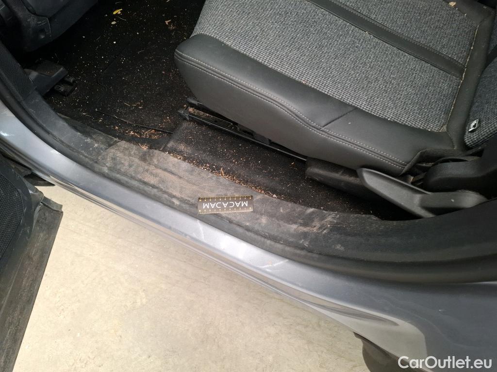  Peugeot  5008  Allure 1.2 PureTech 130CV BVA8 7 Sieges E6d #27