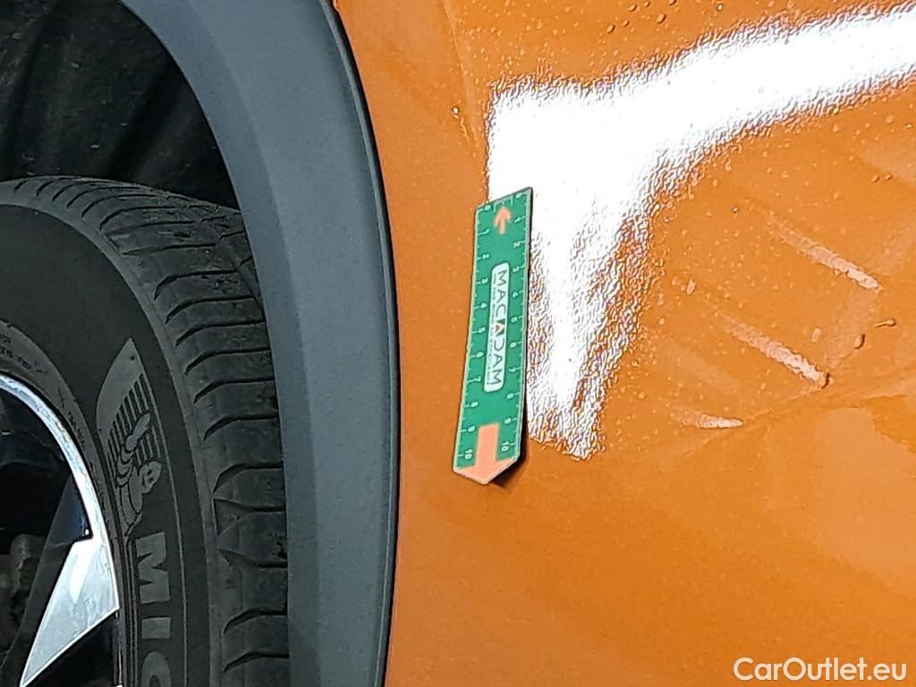  Peugeot  2008 PEUGEOT  / 2019 / 5P / Crossover 1.2 PT 130 S&S GT Line #3