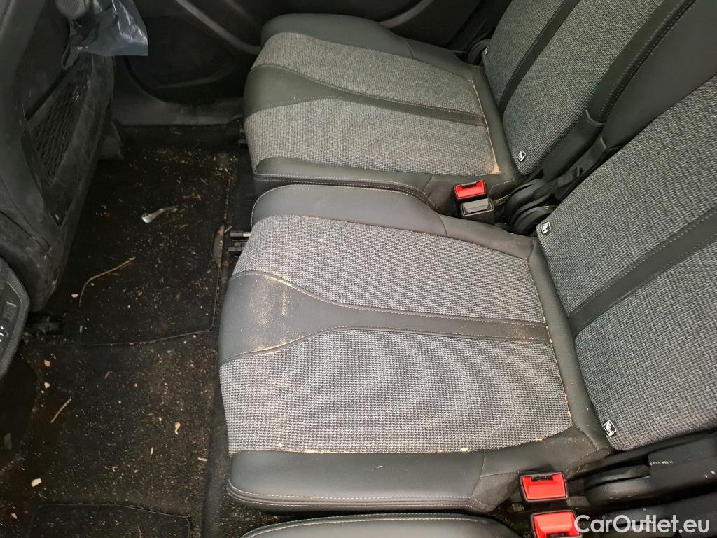  Peugeot  5008  Allure 1.2 PureTech 130CV BVA8 7 Sieges E6d #47