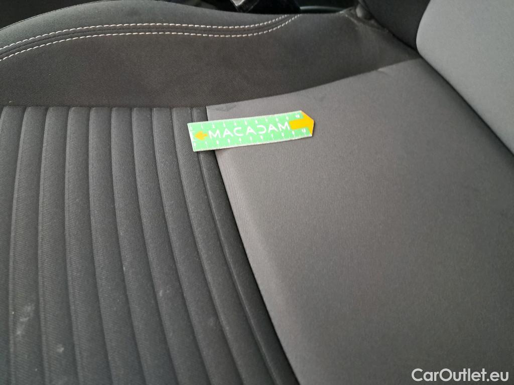  Toyota  Yaris TOYOTA  Hybride / 2017 / 5P / Berline 1.5 VVT-I HYBRID France Business #7