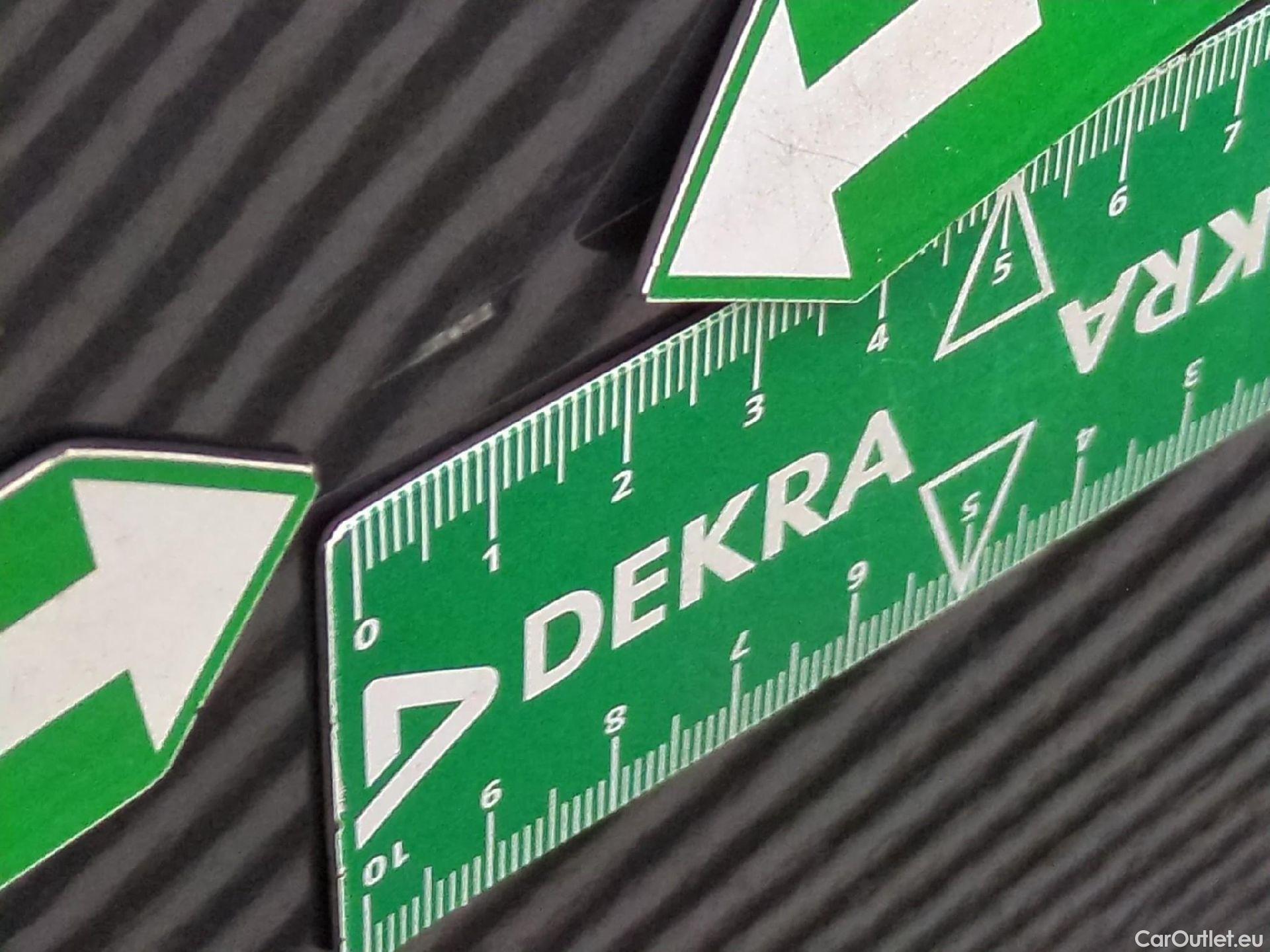  Opel   Grandland X Grandland X Business Edition 1.2 Turbo 130CV BVA8 E6d #4