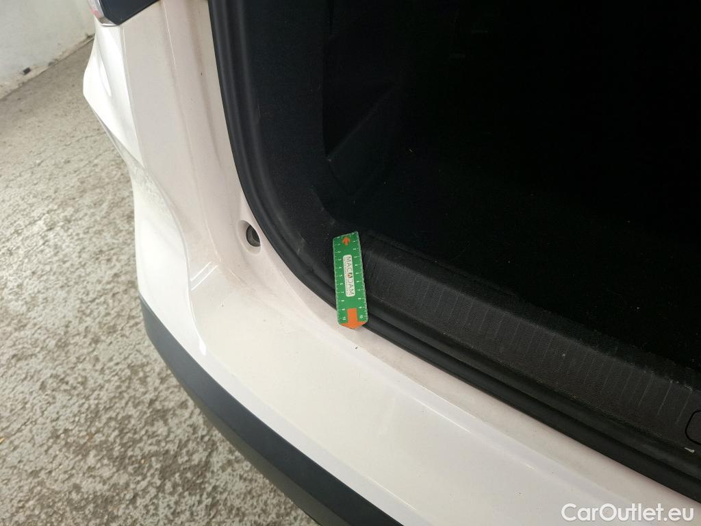  Citroen  C4  Berline Feel Pack Business 1.5 BlueHDI 110CV BVM6 E6d #3