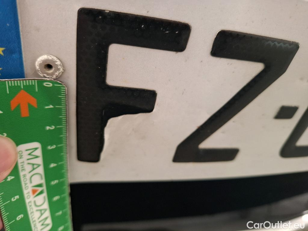  Mercedes  CLA-Klasse MERCEDES-BENZ CLA Shooting Brake / 2019 / 5P / Break CLA 200 AMG Line BA7 #19