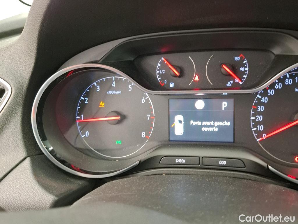  Opel   Grandland X Grandland X Elegance Business 1.5 130CV BVA8 E6d #28