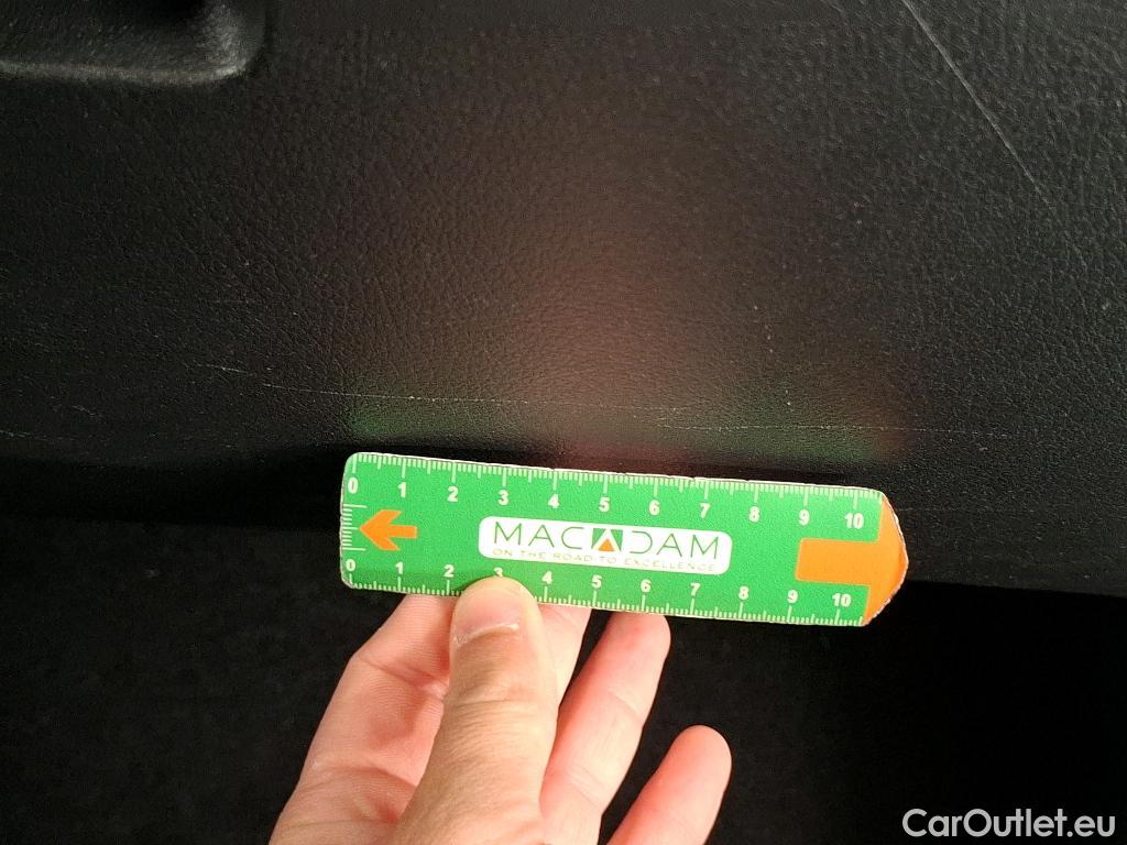  Mercedes  GLA MERCEDES-BENZ  / 2020 / 5P / SUV 1.3  250 e AMG LINE DCT #3