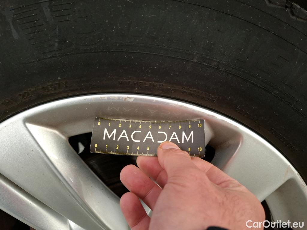  Opel   Grandland X Grandland X Elegance Business 1.5 130CV BVA8 E6d #17