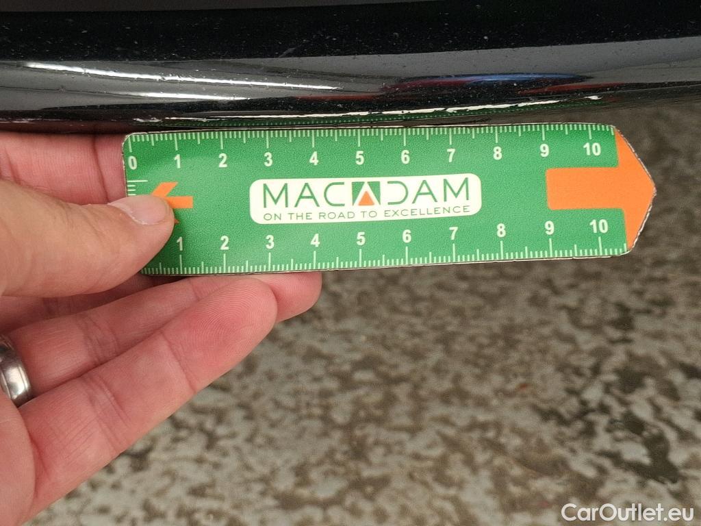  Mercedes  CLA-Klasse MERCEDES-BENZ CLA Shooting Brake / 2019 / 5P / Break CLA 200 AMG Line BA7 #2