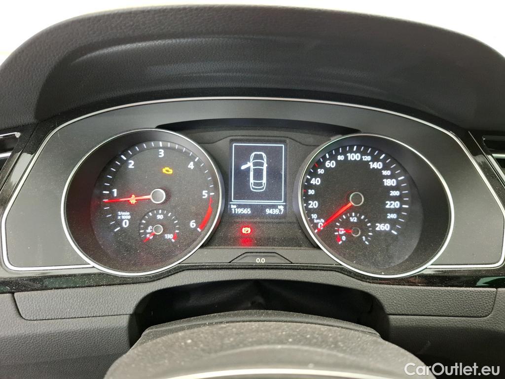  Volkswagen  Passat  Berline Comfortline BMT/Start-Stopp 2.0 TDI 150CV BVA7 E6 #58