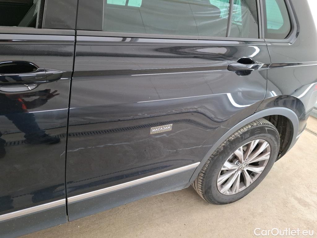  Volkswagen  Tiguan VOLKSWAGEN  / 2020 / 5P / SUV 2.0 TDI 150 DSG7 Life Business #9