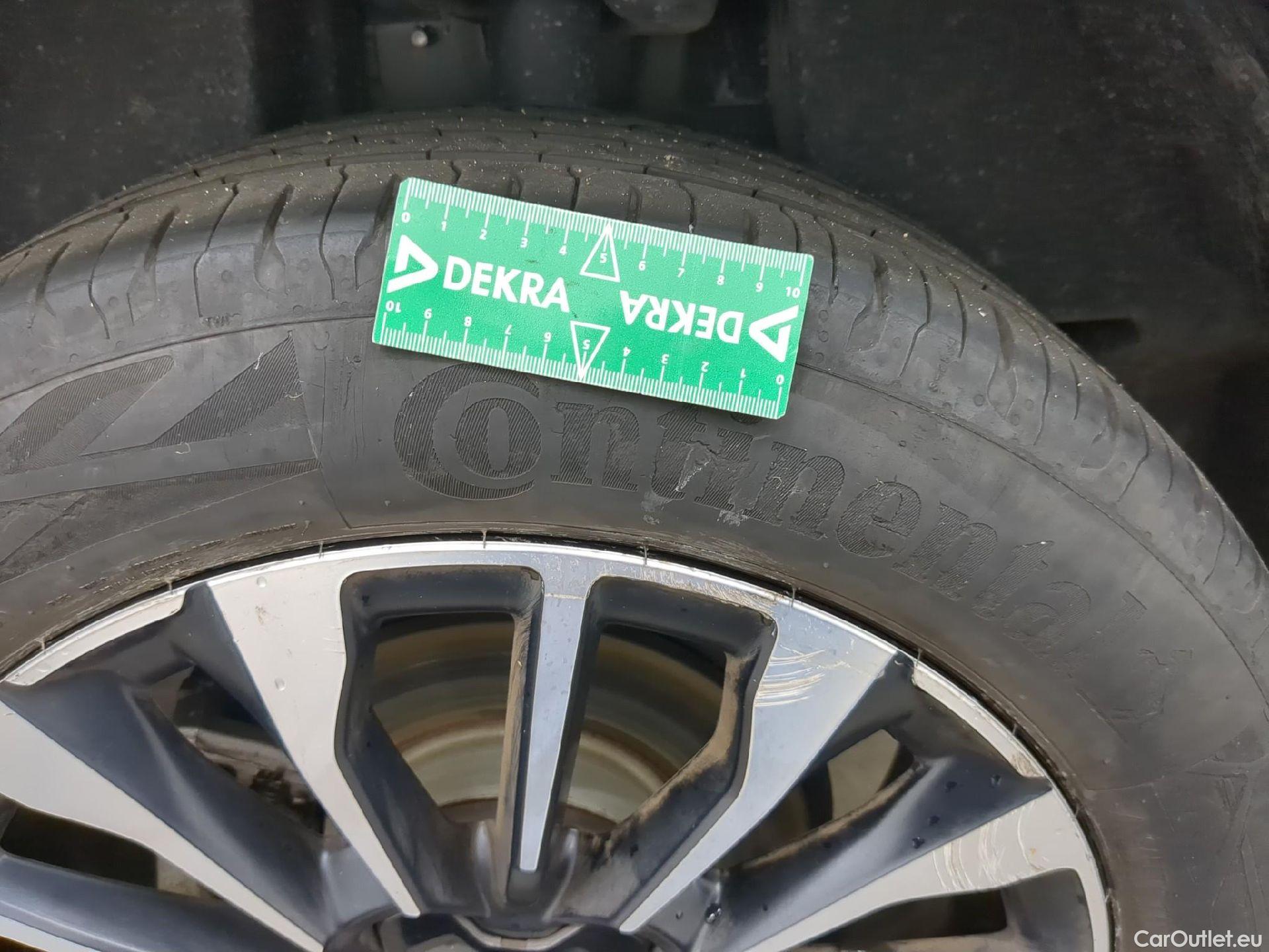  Fiat  500 FIAT X / 2018 / 5P / SUV 1.0 FFly T T3 120ch Cross #13