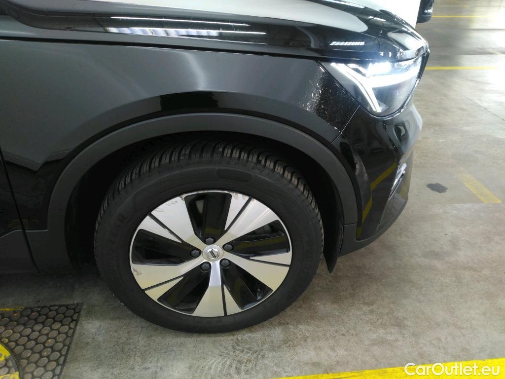  Volvo  XC 40 VOLVO XC40 / 2022 / 5P / SUV Recharge T4 211 DCT7 Plus #1