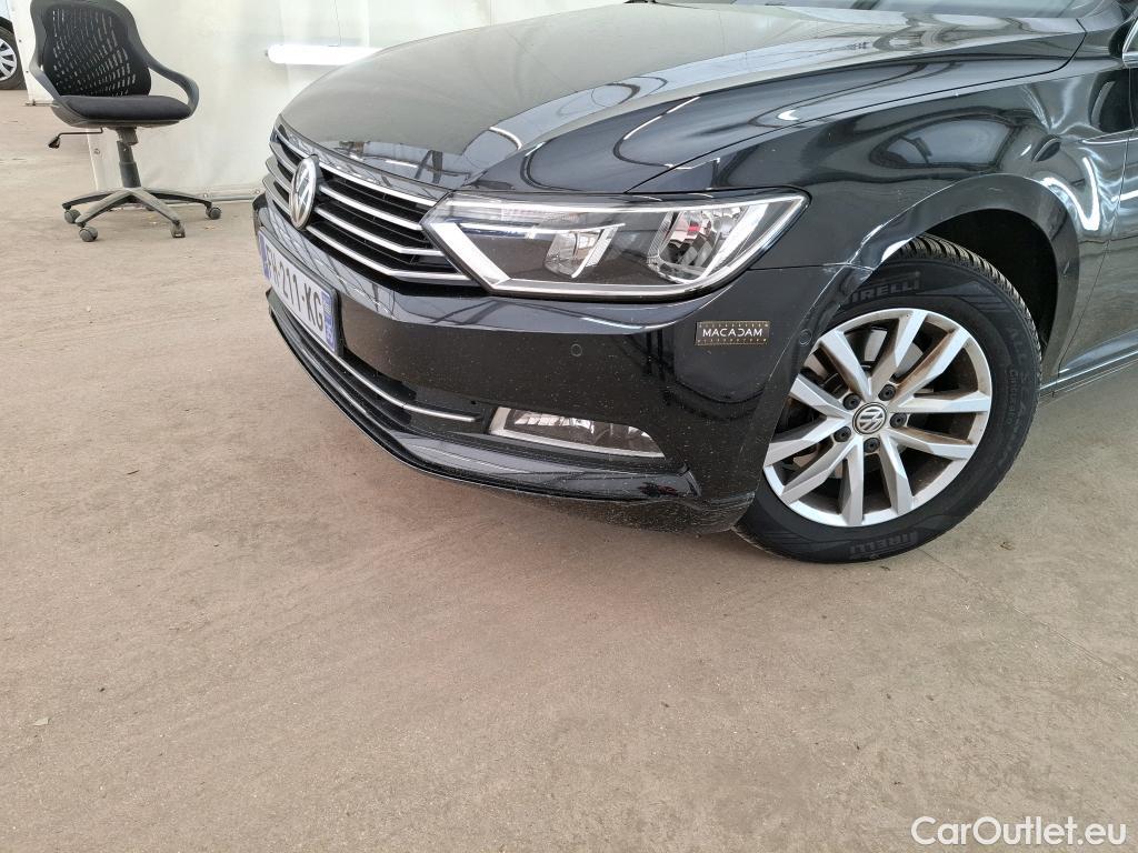  Volkswagen  Passat  Berline Comfortline BMT/Start-Stopp 2.0 TDI 150CV BVA7 E6 #1