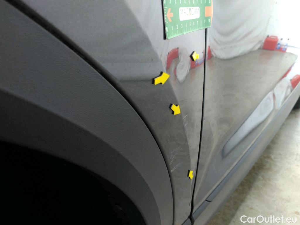  Volkswagen  T-ROC VOLKSWAGEN  / 2017 / 5P / SUV 2.0 TDI 150 LOUNGE BUSINESS DSG7 #8