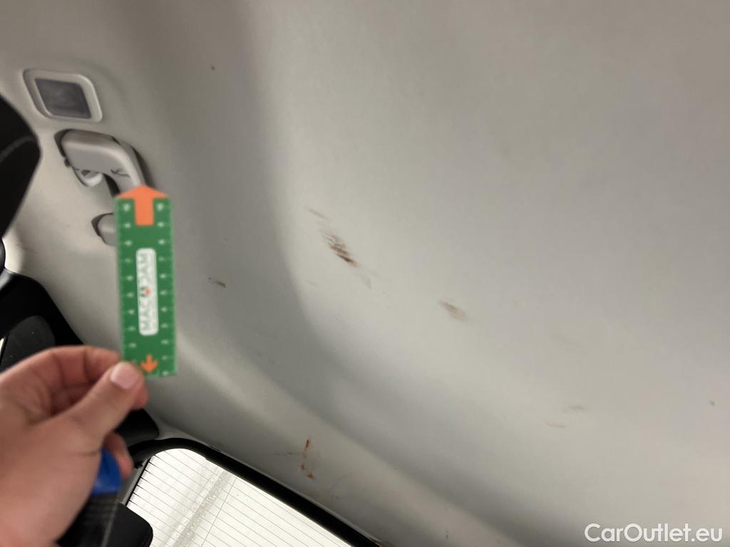  Ford  Kuga FORD  / 2019 / 5P / SUV 2.5 190 hybrid Flexifuel Pshift Titanium #27