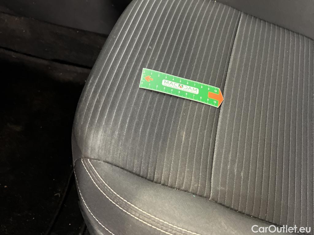  Ford  Kuga FORD  / 2019 / 5P / SUV 2.5 190 hybrid Flexifuel Pshift Titanium #22