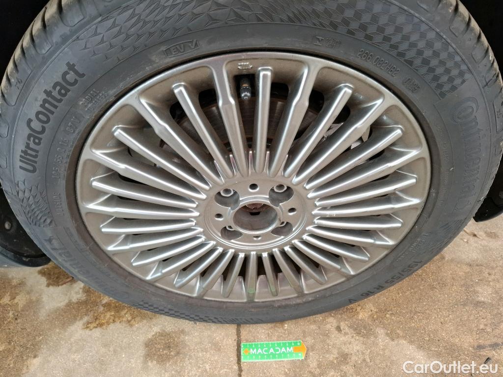  Fiat  500  e Icone 42kWh BVA #23