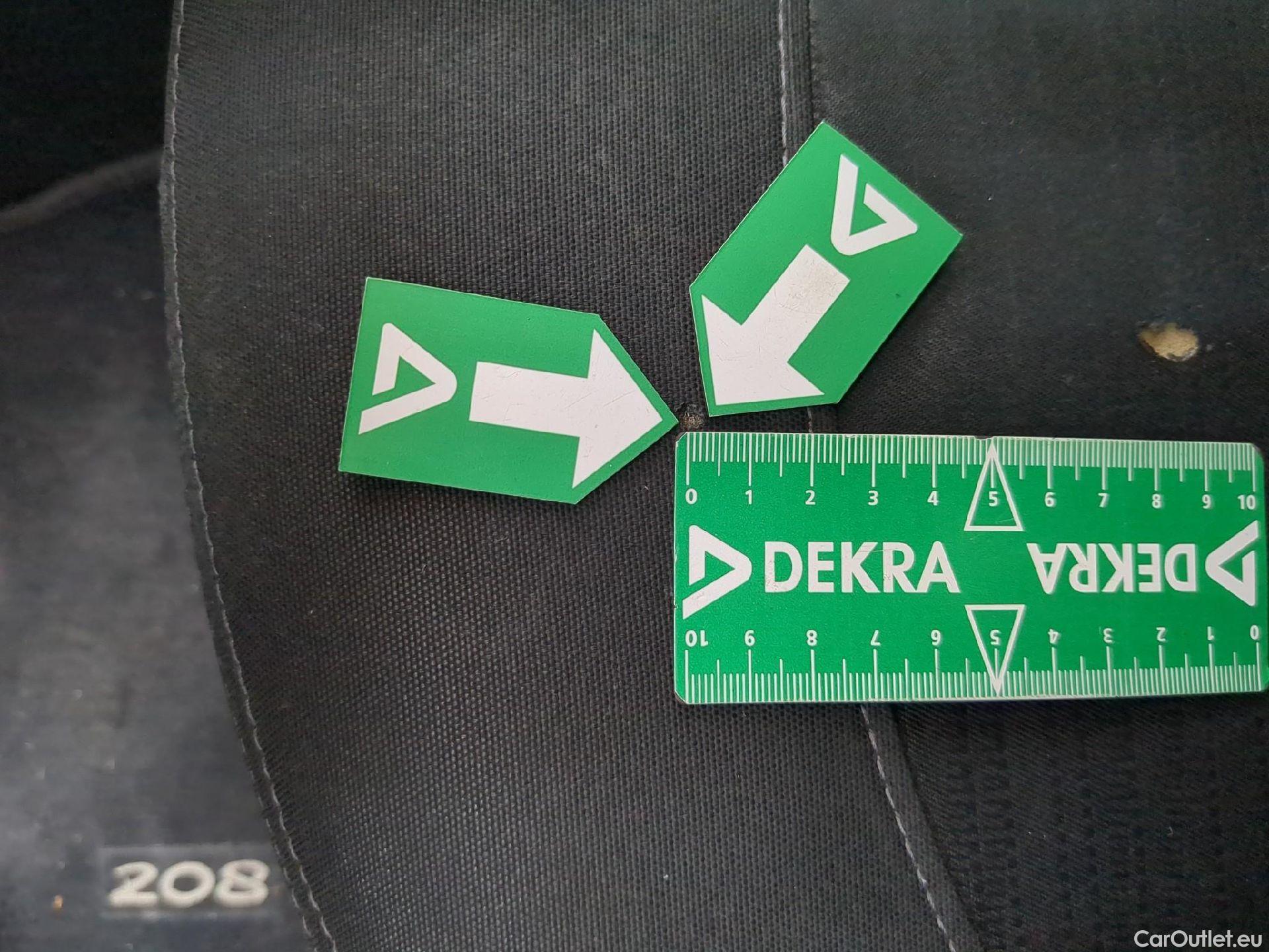  Peugeot  208  Affaire Premium Pack 1.2 80CV BVM5 E6dT #3