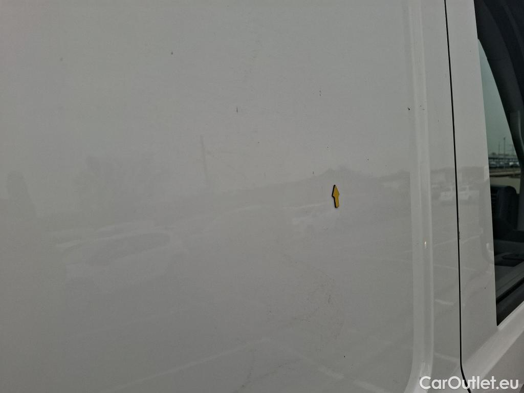  Volkswagen  Crafter  Fourgon Fourgon 30 mittlerer Radstand mit Hochdach FWD 2.0 #22