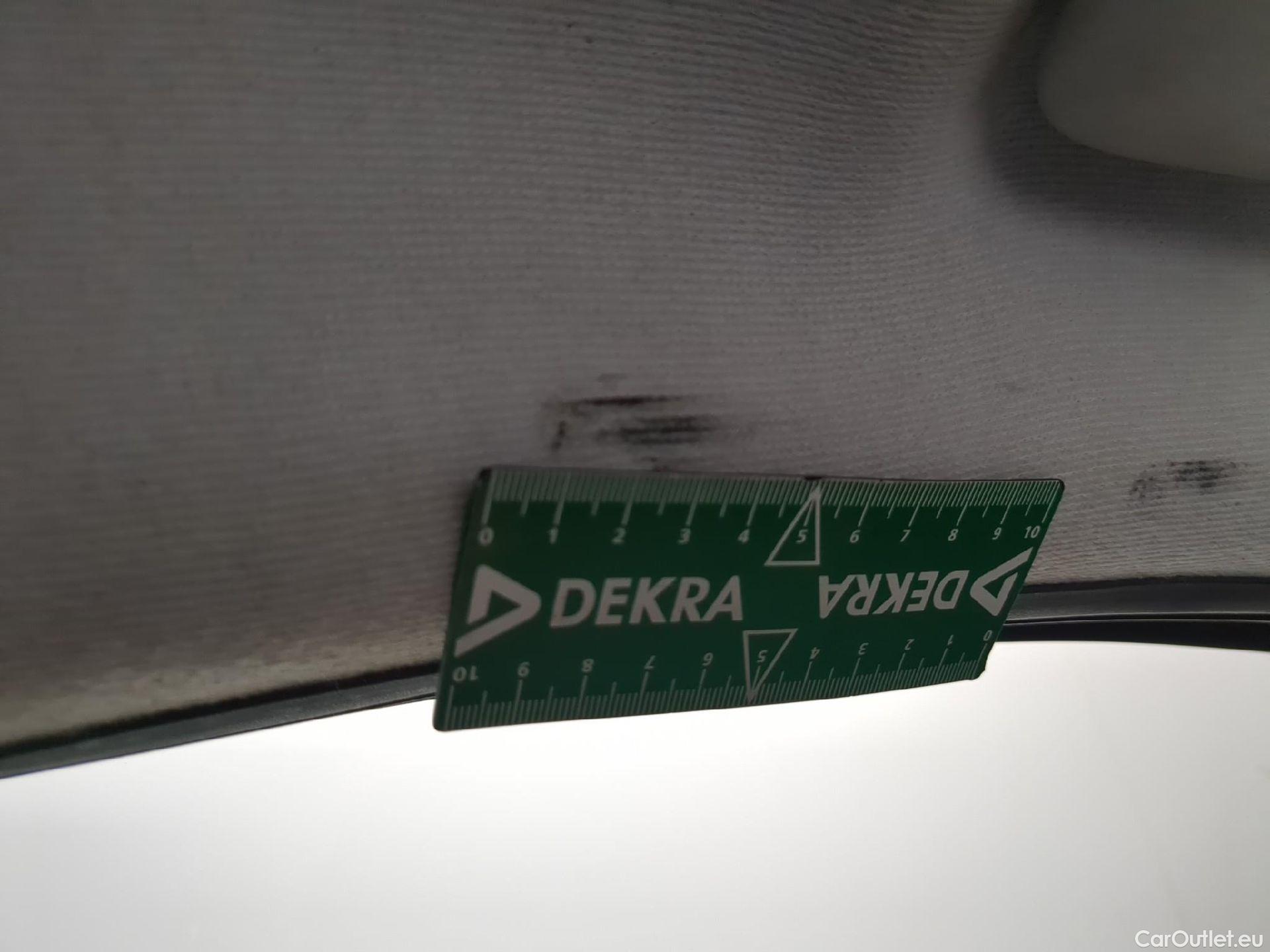  Peugeot  208  Affaire Premium Pack 1.2 80CV BVM5 E6dT #25