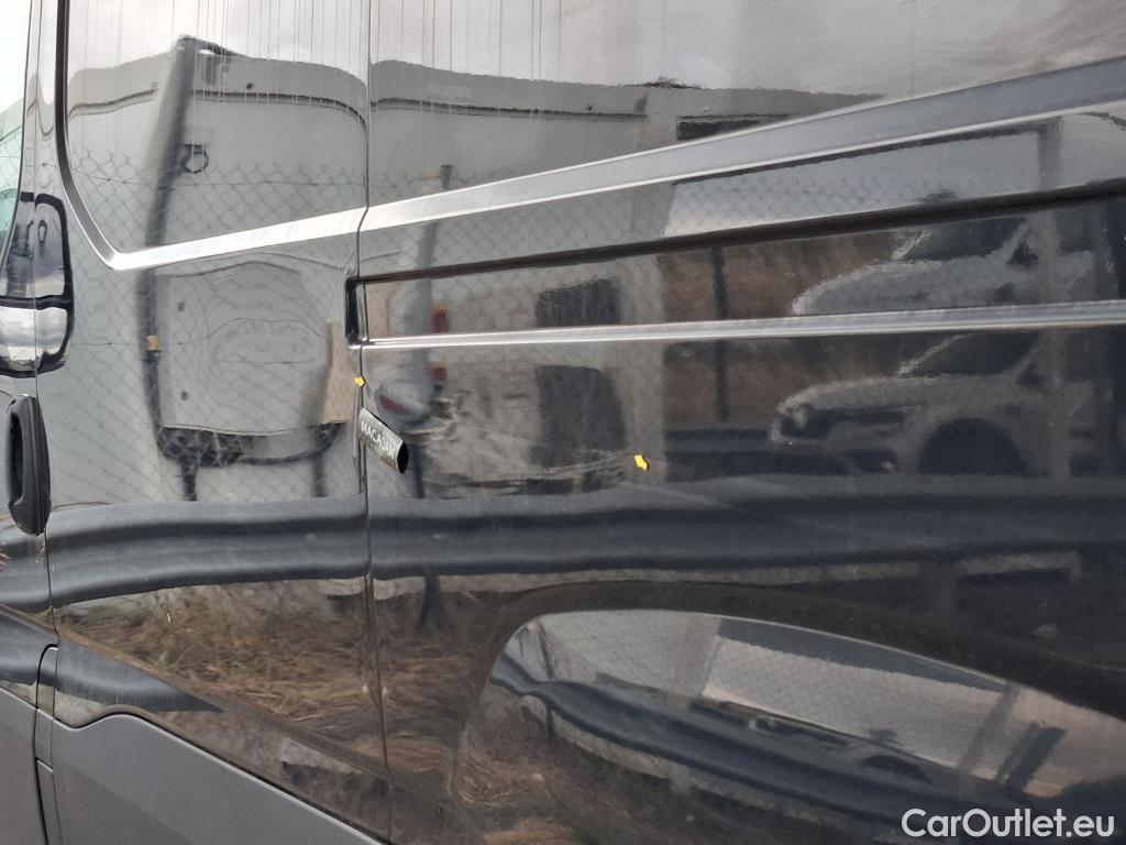  Iveco  Daily IVECO  / 2014 / 4P / Fourgon tôlé 2.3 35S16HA8 V11 H2 3520 / VENTE SANS CG #15