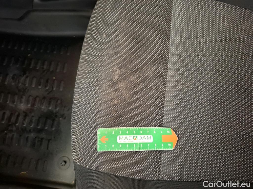  Citroen  Berlingo CITROEN  Van / 2018 / 4P / Fourgonnette Taille M 650kg BlueHDi 100 S&S BVM Club #37