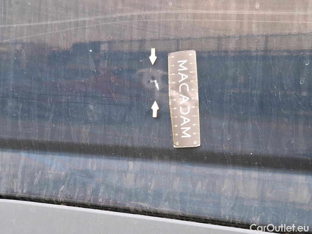  Iveco  Daily IVECO  / 2014 / 4P / Fourgon tôlé 2.3 35S16HA8 V11 H2 3520 / VENTE SANS CG #3