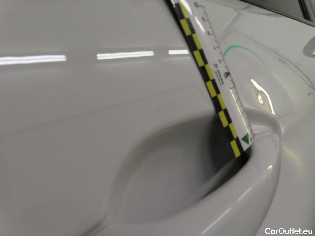  Peugeot  5008 1.2 PT BL. Executive #15