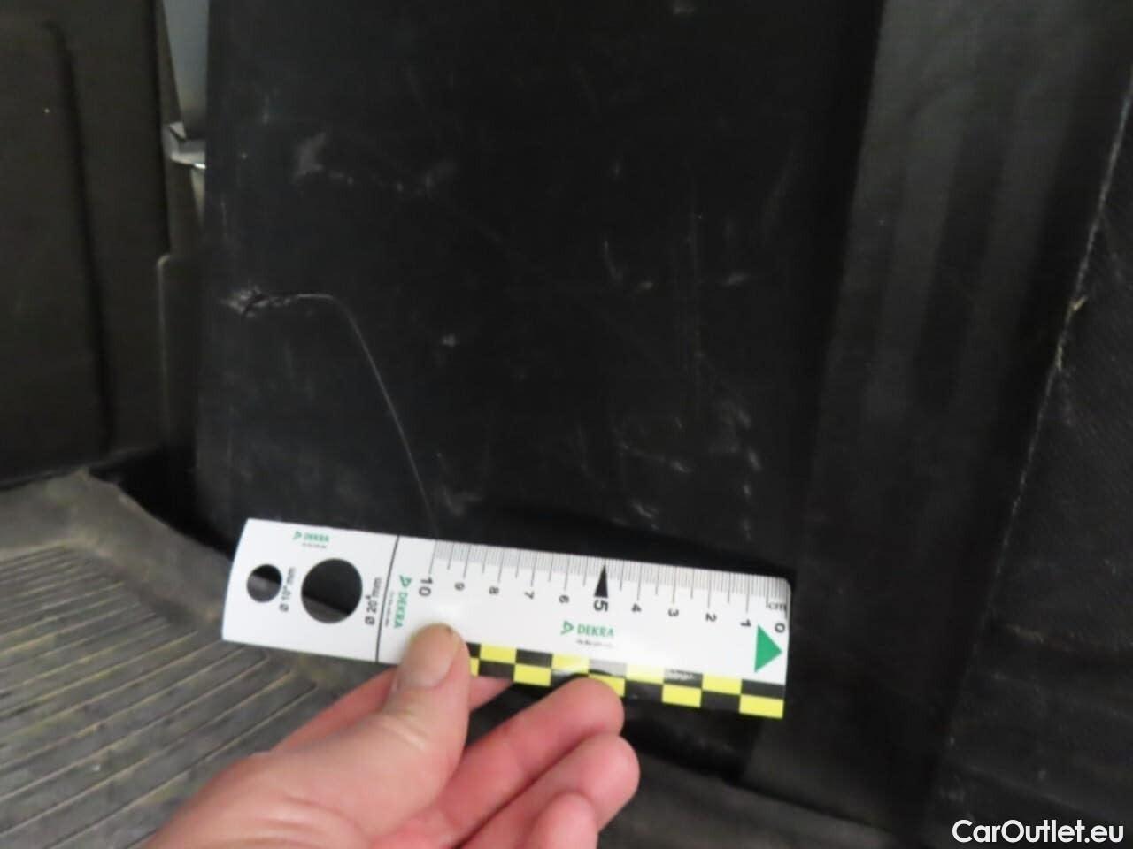  Peugeot  5008 1.2 PT BL. Executive #32