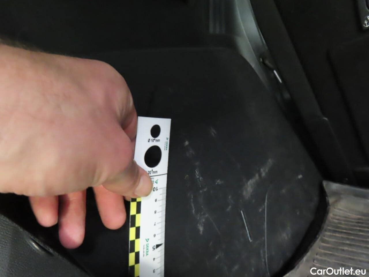  Peugeot  5008 1.2 PT BL. Executive #30