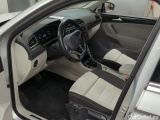  Volkswagen  Tiguan 2.0 TDI SCR DSG  4 #9