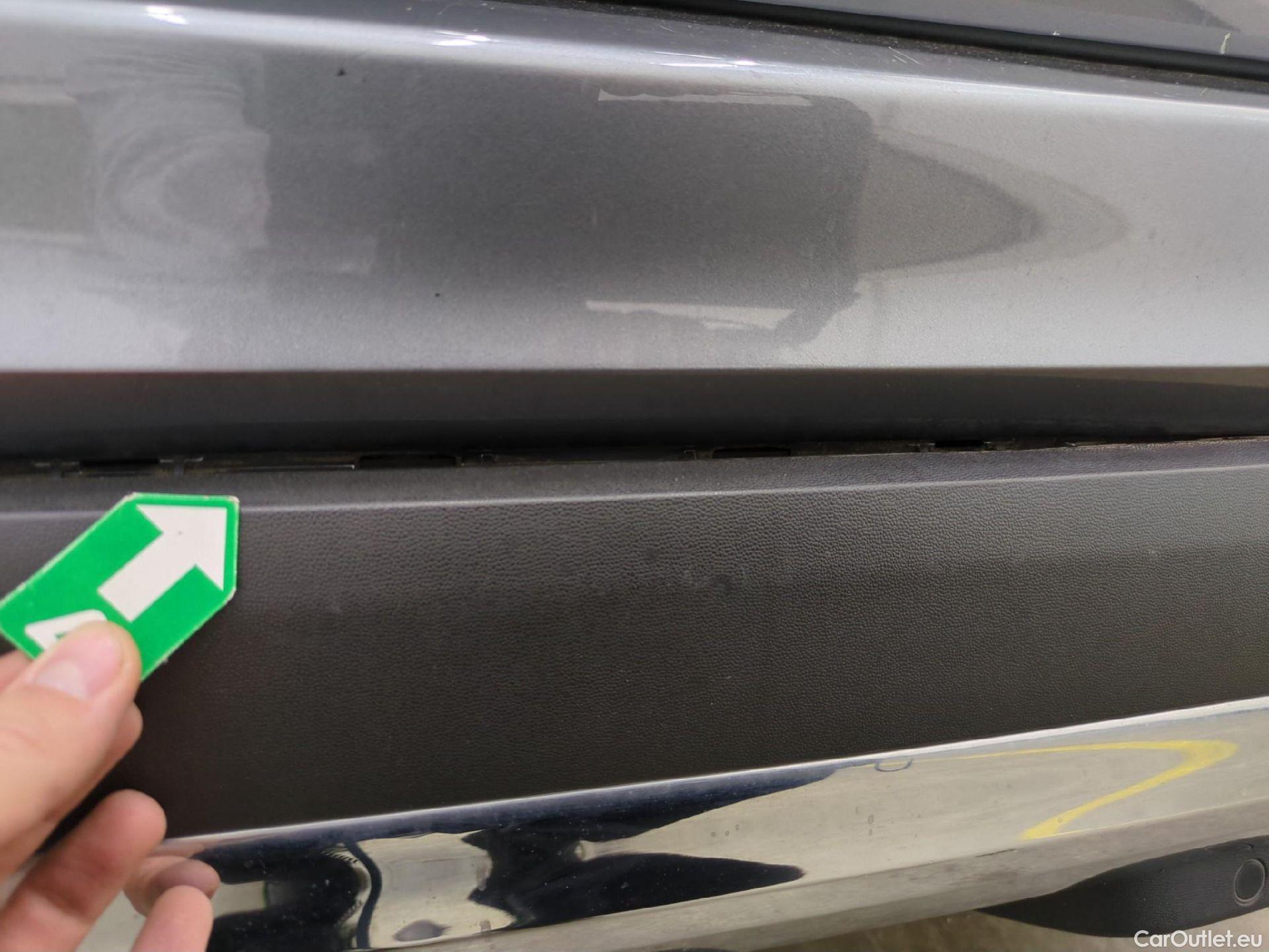  Mercedes  G-Klasee MERCEDES-BENZ GLC / 2019 / 5P / SUV 2.0 GLC 300 E BUSINESS LINE 4MATIC #26