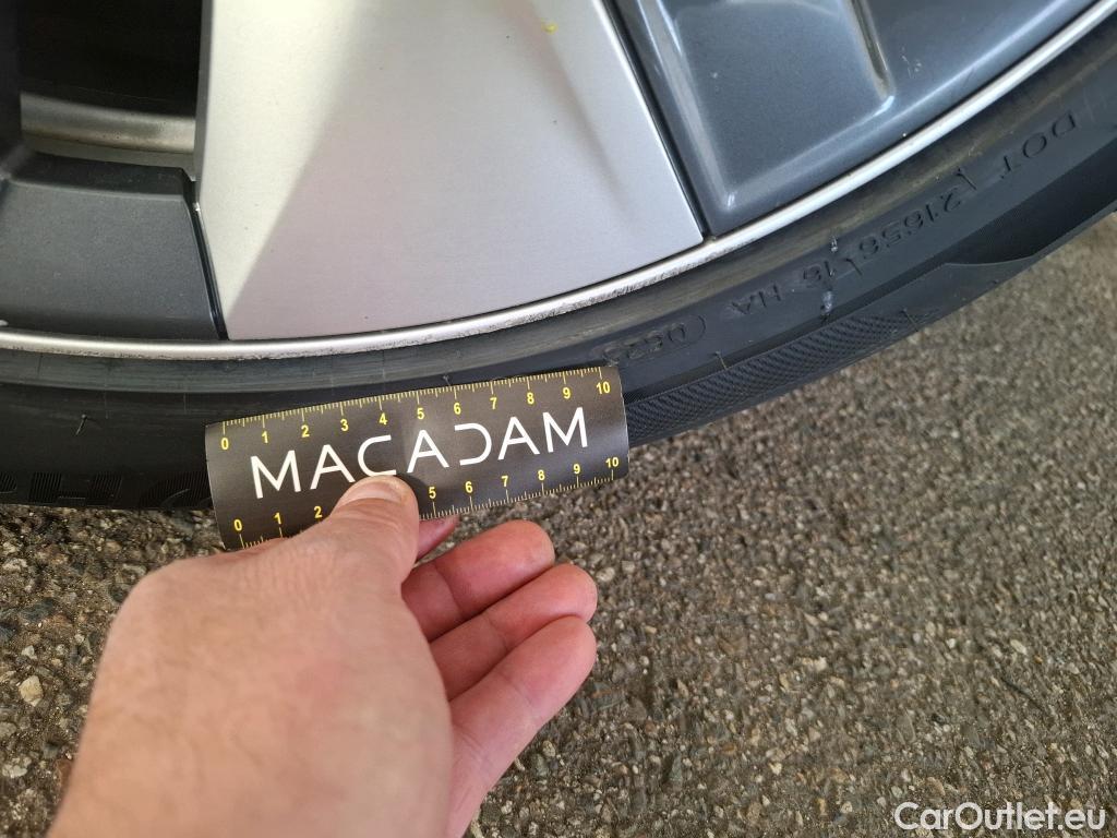  Tesla  Model Y TESLA  / 2020 / 5P / SUV Grand Autonomie Dual Motor AWD #10