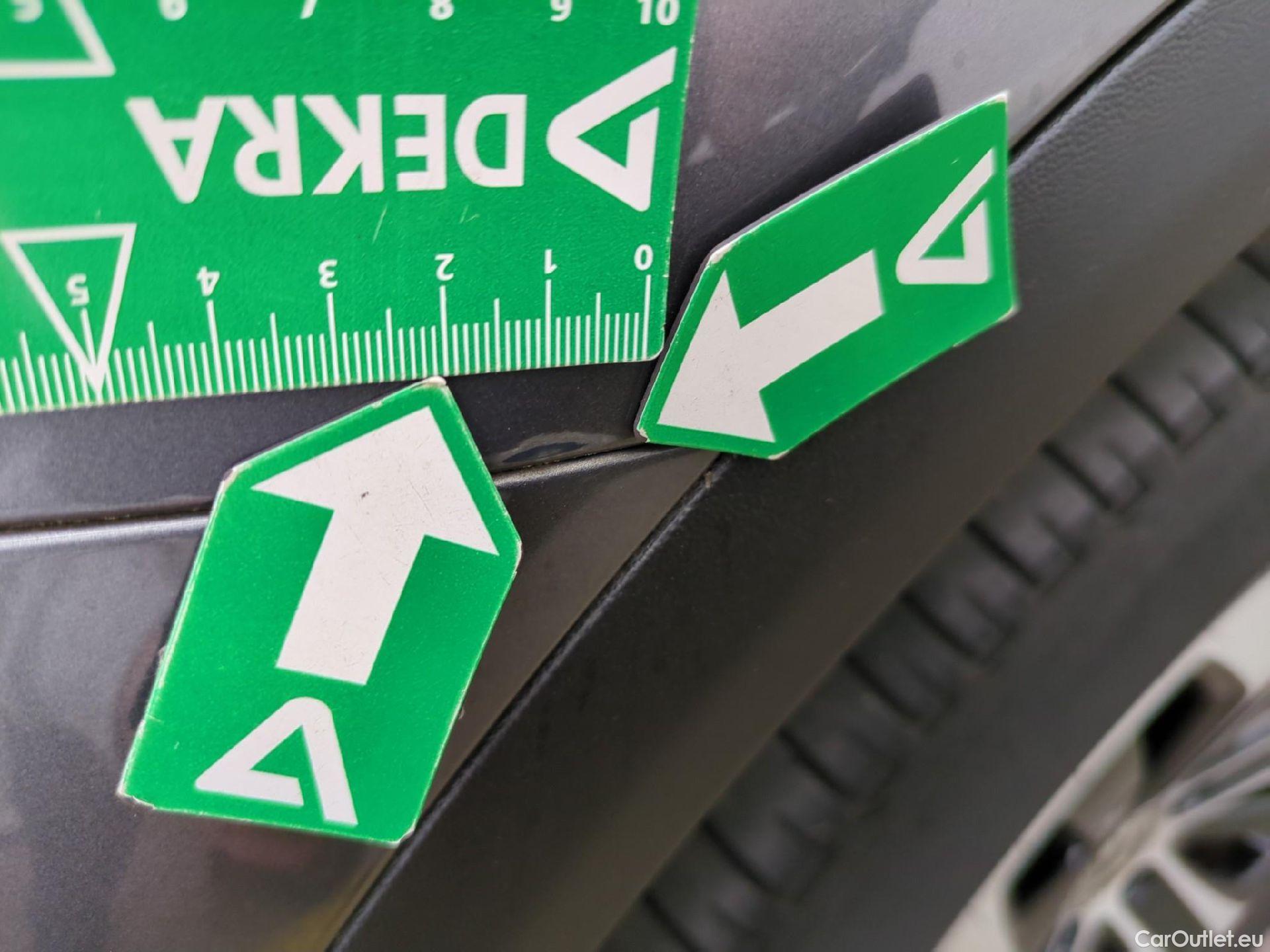  Mercedes  G-Klasee MERCEDES-BENZ GLC / 2019 / 5P / SUV 2.0 GLC 300 E BUSINESS LINE 4MATIC #42