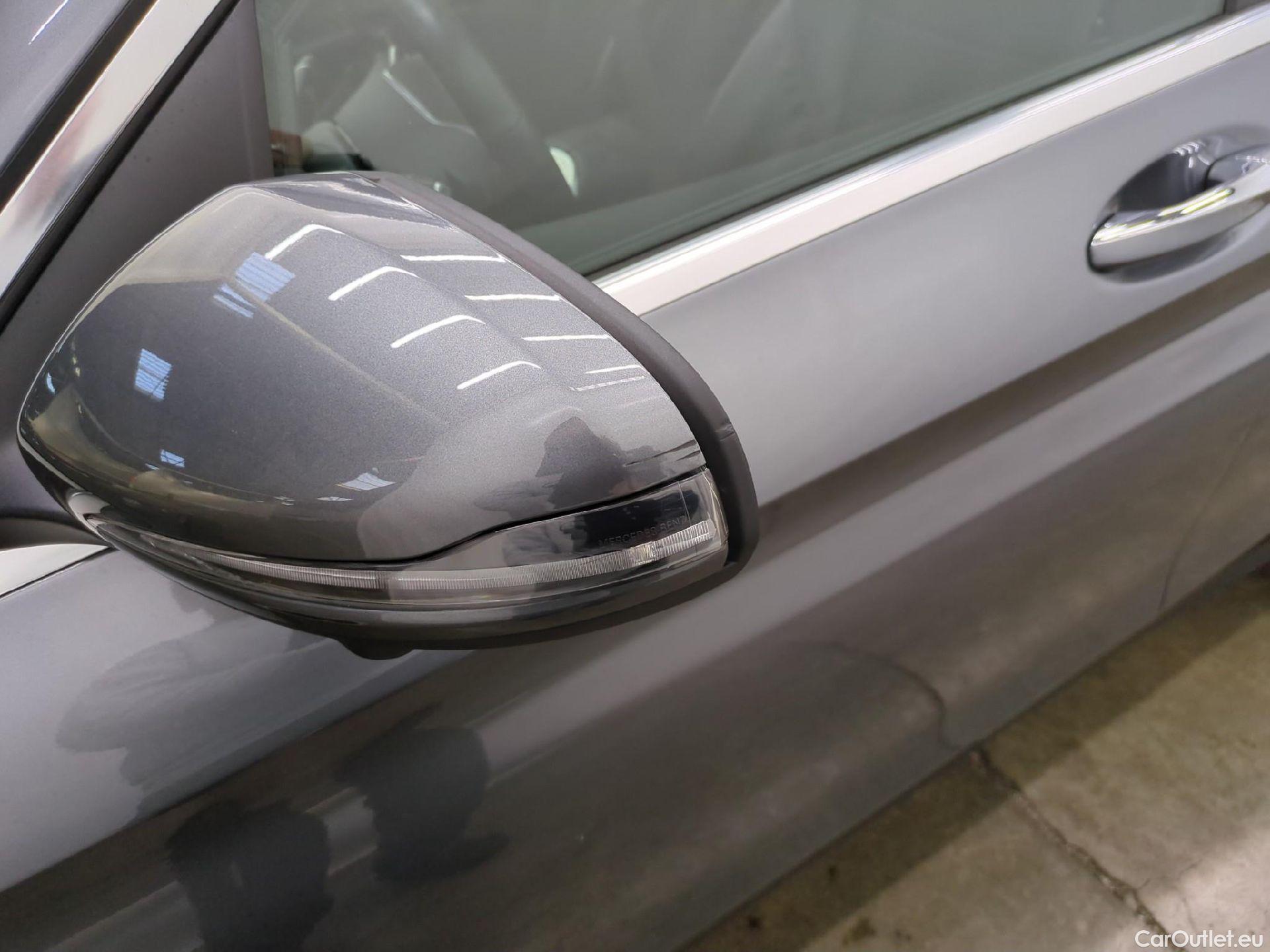  Mercedes  G-Klasee MERCEDES-BENZ GLC / 2019 / 5P / SUV 2.0 GLC 300 E BUSINESS LINE 4MATIC #8