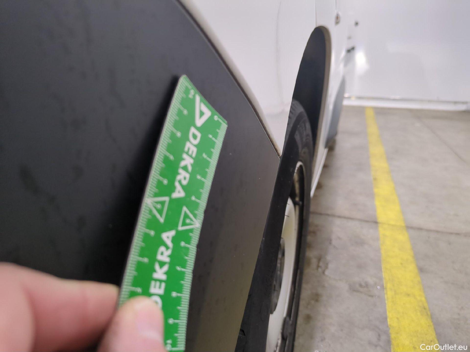  Citroen  Berlingo  Fourgon Club M 650 1.6 BlueHDi 75CV BVM5 E6 #9