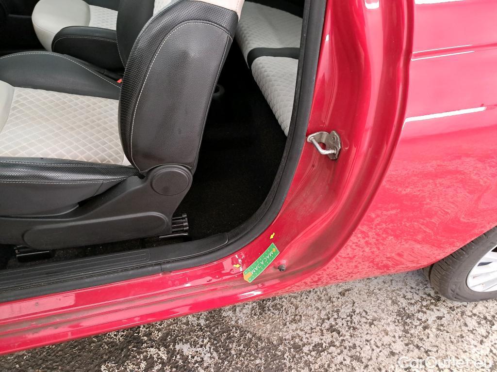  Fiat  500 FIAT  2015 3P Berline Hybrid 10 BSG 70 ch Dolcevita #9