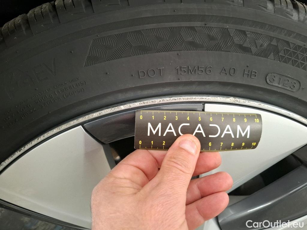  Tesla  Model Y TESLA  / 2020 / 5P / SUV Grand Autonomie Dual Motor AWD #2