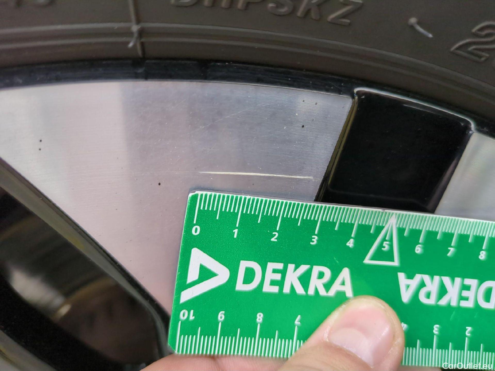  Mercedes  G-Klasee MERCEDES-BENZ GLC / 2019 / 5P / SUV 2.0 GLC 300 E BUSINESS LINE 4MATIC #16