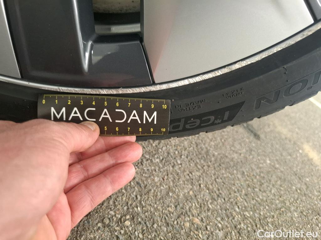  Tesla  Model Y TESLA  / 2020 / 5P / SUV Grand Autonomie Dual Motor AWD #15