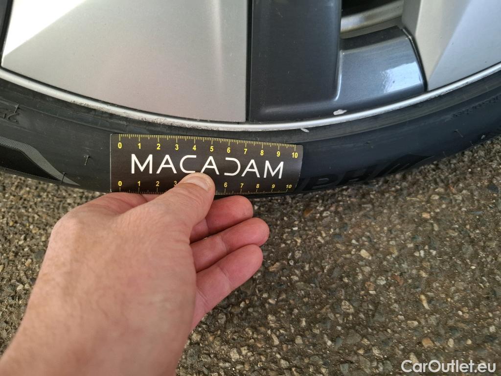  Tesla  Model Y TESLA  / 2020 / 5P / SUV Grand Autonomie Dual Motor AWD #9