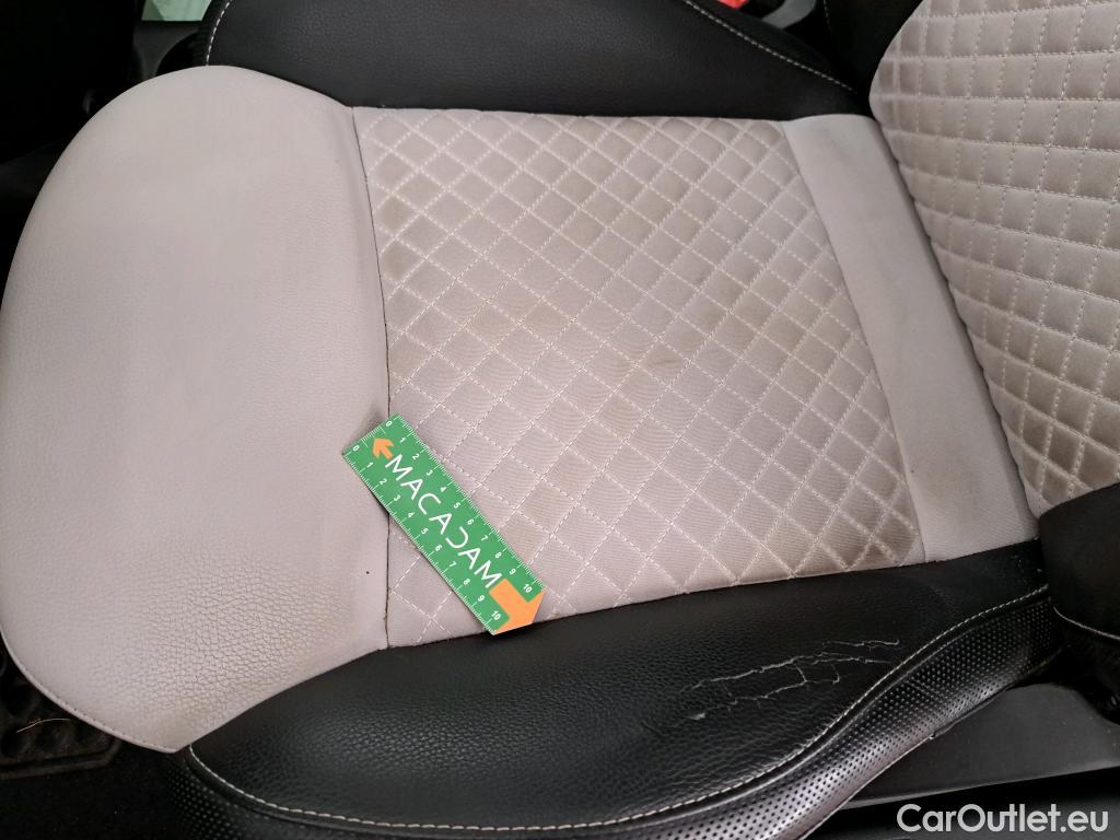  Fiat  500 FIAT  2015 3P Berline Hybrid 10 BSG 70 ch Dolcevita #20